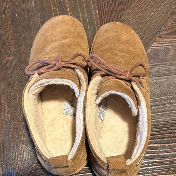 BearPaw Tan Suede Chukka Boots